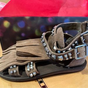 Ash girls sandals size 25M